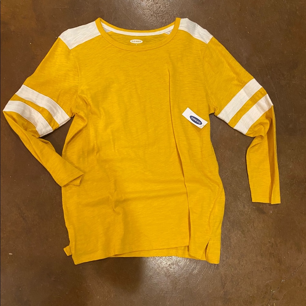 NWT Mustard Raglan Shirt